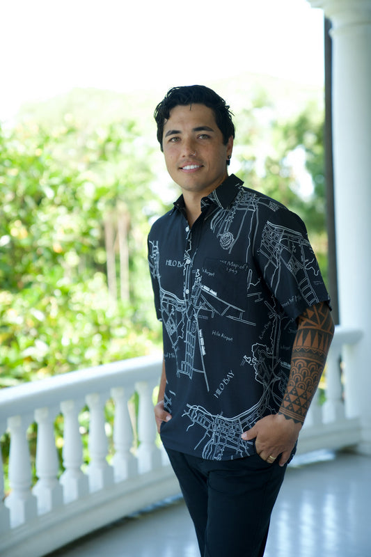 Menʻs Aloha Shirt Hilo Vintage Map